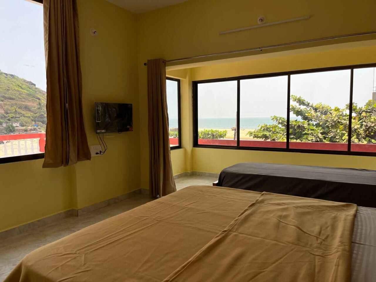 Klub Khavana- The Exclusive Beachfront Resort Vengurla Exterior photo